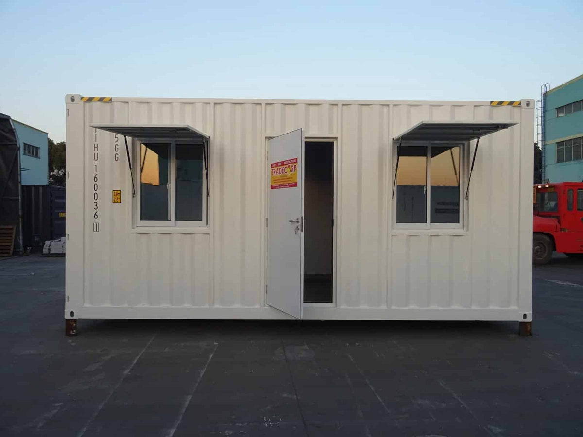 Oficina Contenedor 20’ High Cube – 6,06 × 2,44 m