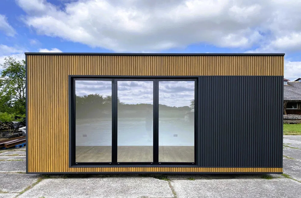 Contenedor de oficina 6m × 3m × 2,9 m · ≈ 18 m² útiles