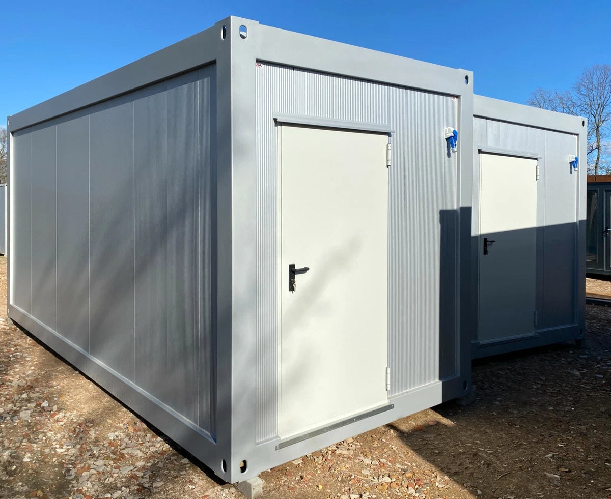 Contenedor de Oficina 6 × 2,43 m
