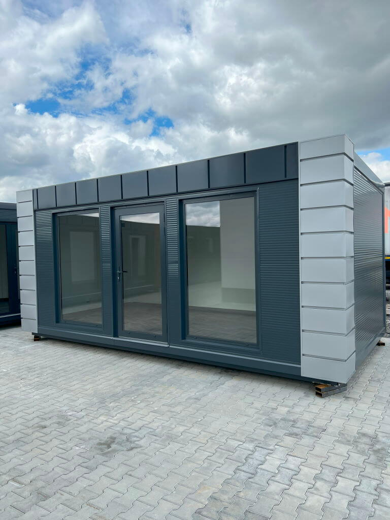 Módulo de oficina 6 × 3 m